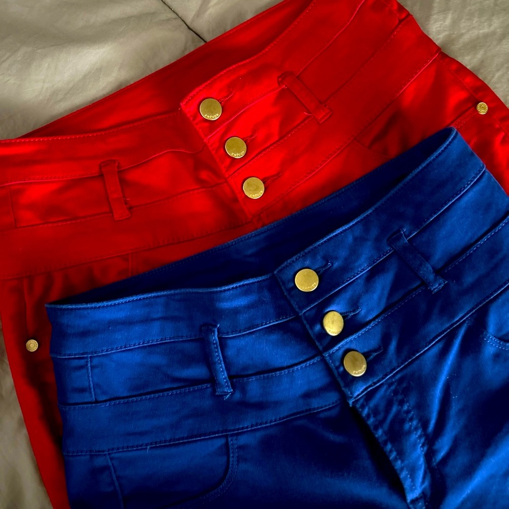 Refuge high waisted super skinny jeans. Sold together.